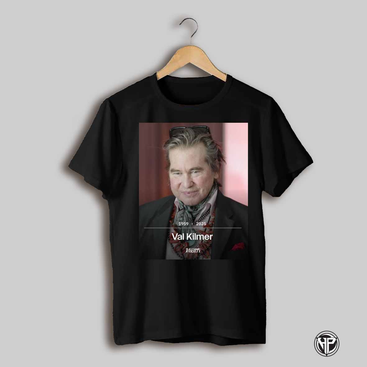 Poster Rest In Peace Who Played Bruce Wayne In Batman Forever Val Kilmer 1959 2025 T Shirt