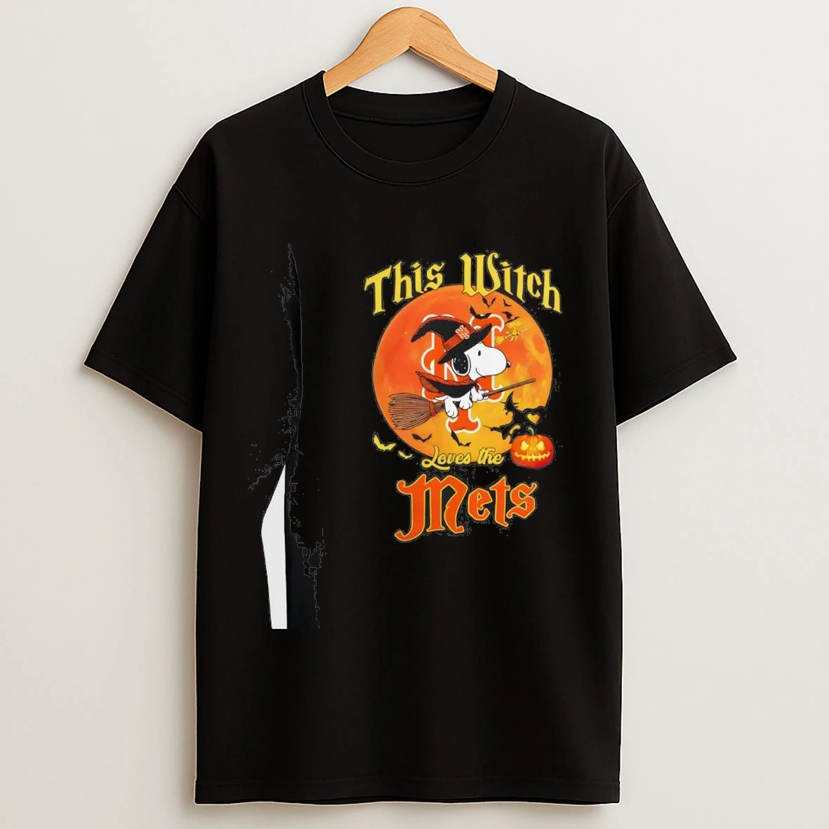 This Witch Loves The New York Mets Snoopy Halloween Shirts