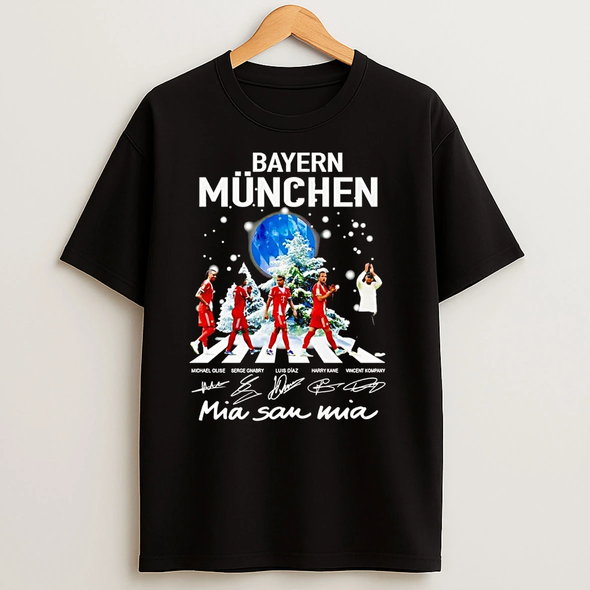 Bayern Munchen Mia San Mia Team Players Winter T Shirts