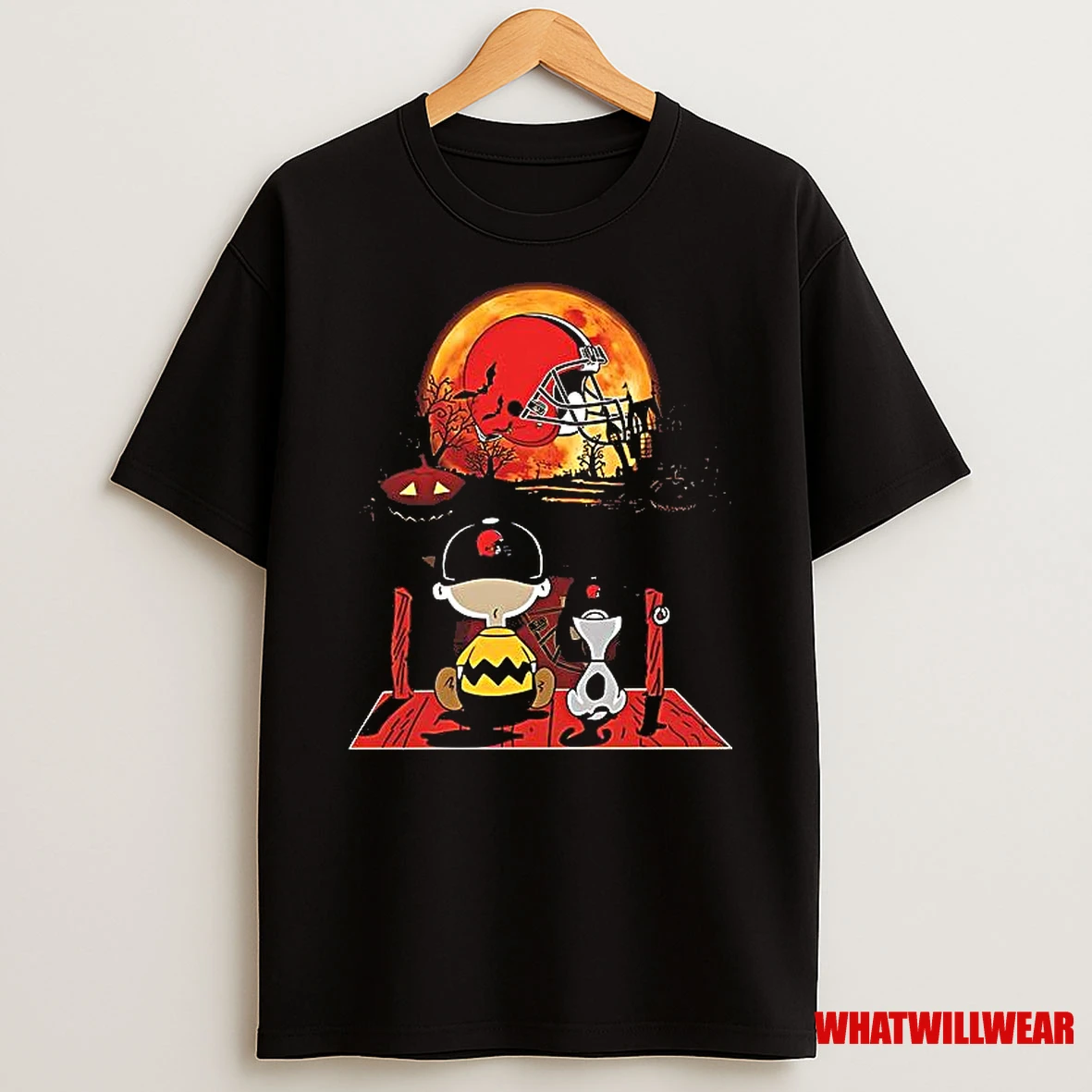 Charlie Brown And Snoopy Watching Cleveland Browns Halloween Shirts