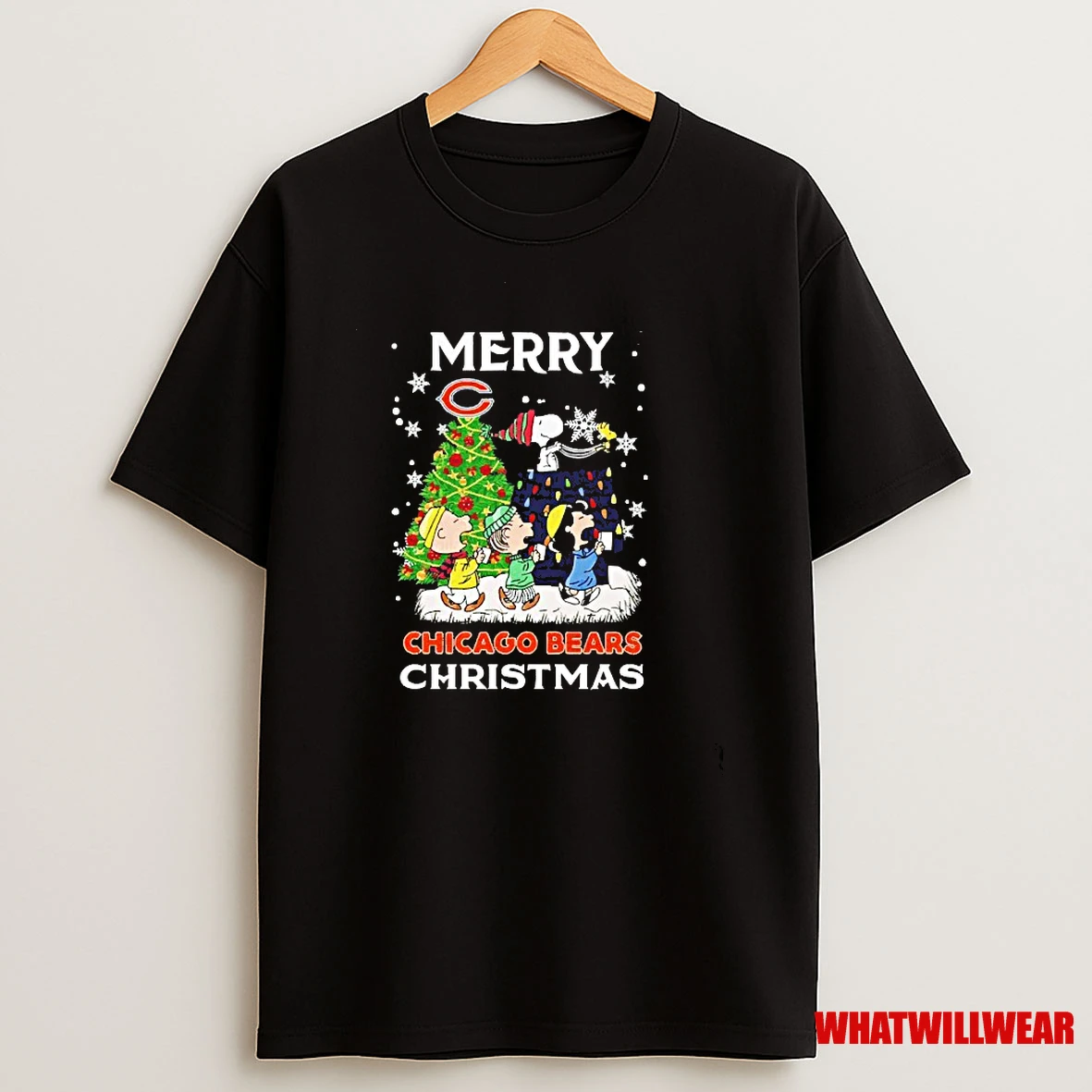 Merry Christmas Chicago Bears Peanuts Characters Christmas Shirts