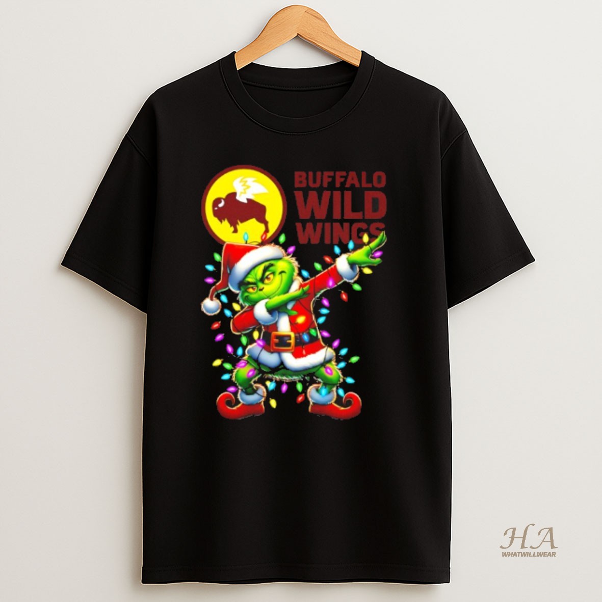 Official Buffalo Wild Wings X Grinch Dabbing Christmas 2025 Shirt