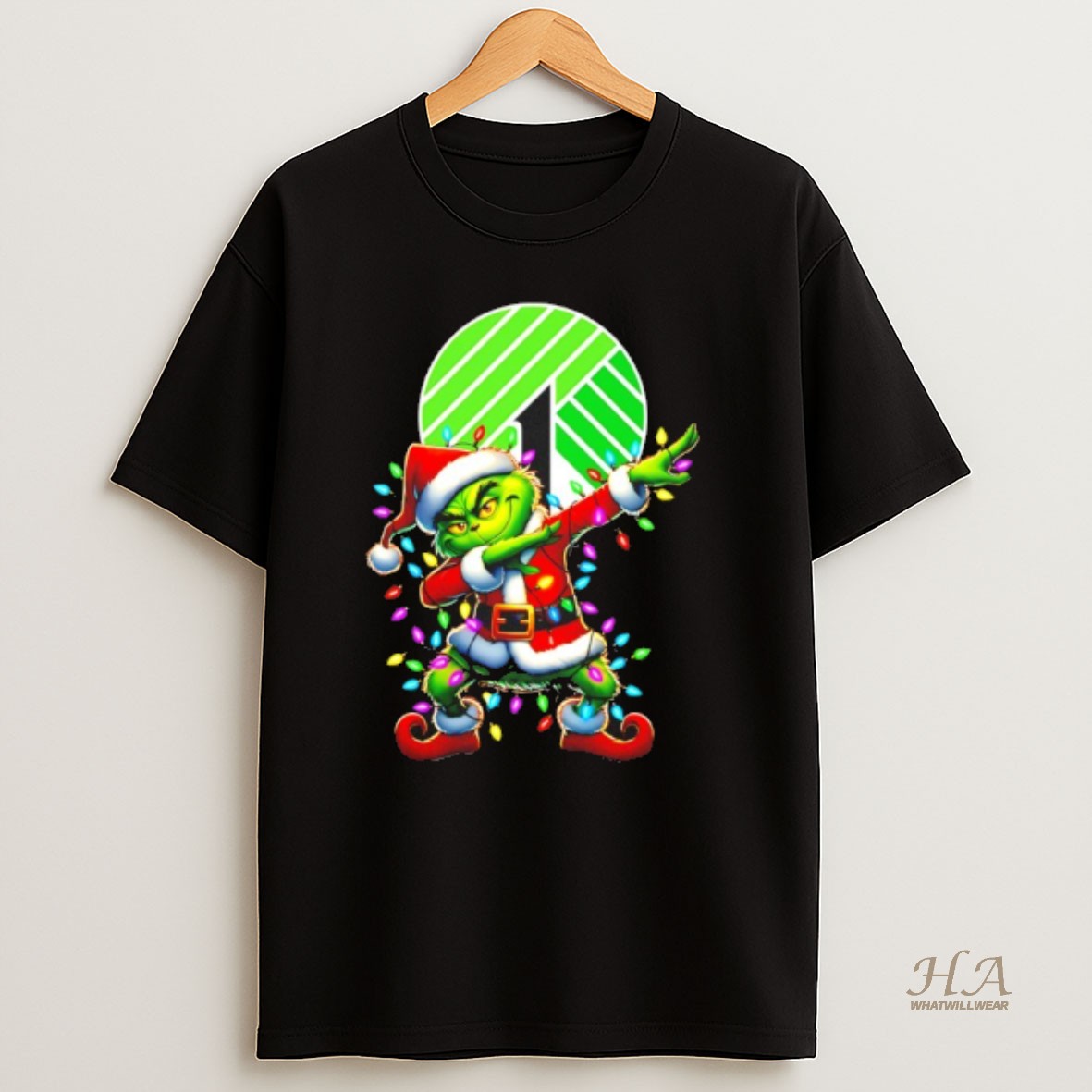 Official Dollar Tree X Grinch Dabbing Christmas 2025 Shirt