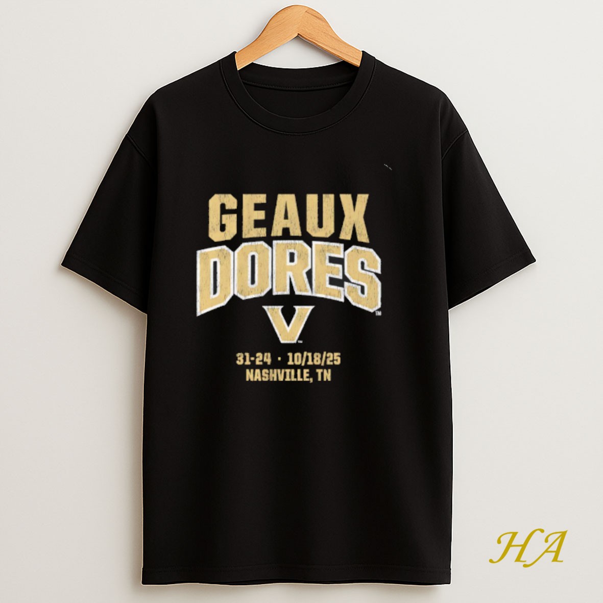 Official Geaux Dores Vanderbilt Commodores Beat Lsu Tigers 31 24 T Shirt