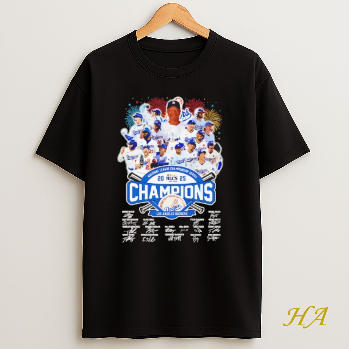 Official Los Angeles Dodgers National League Champions 2025 Signature T Shirt