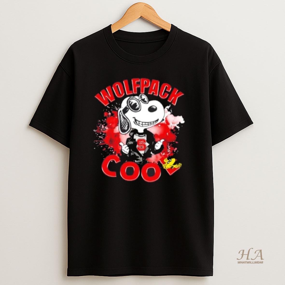 Official Peanuts Snoopy X Nc State Wolfpack Football Cool Shirt