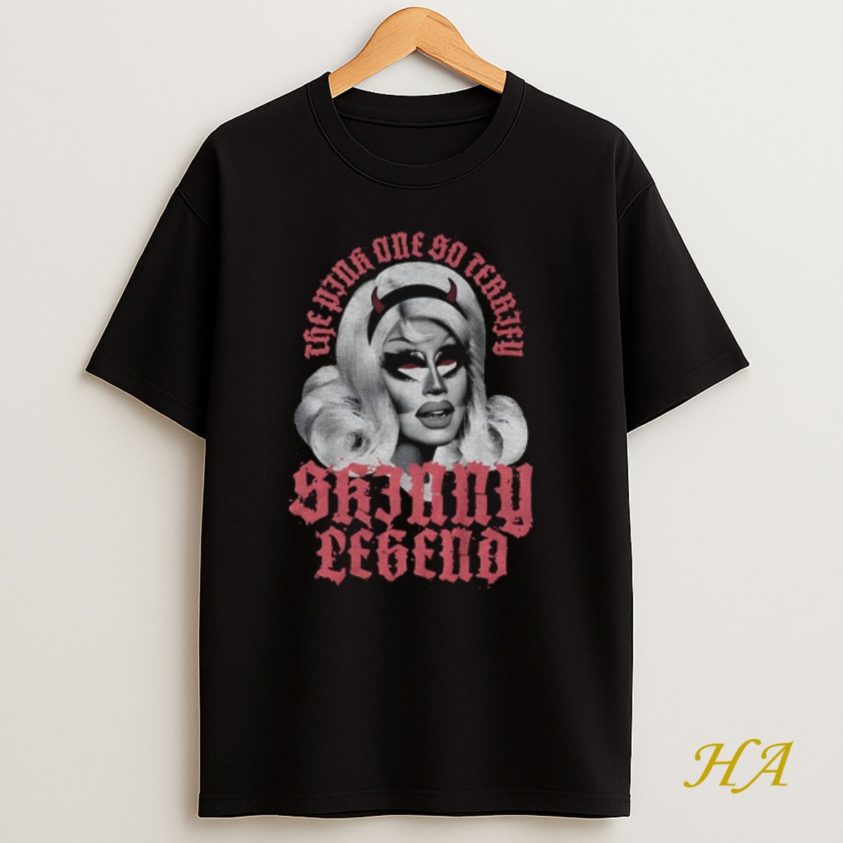 Official Rupauls Drag Race Devil The Pink One So Terrify Skinny Legend Vintage Shirt