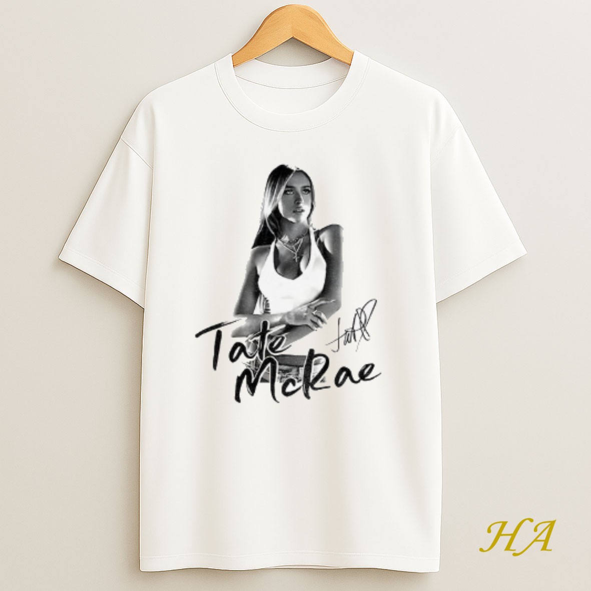 Official Tate Mcrae Singer Posing Signature Vintage T Shirt