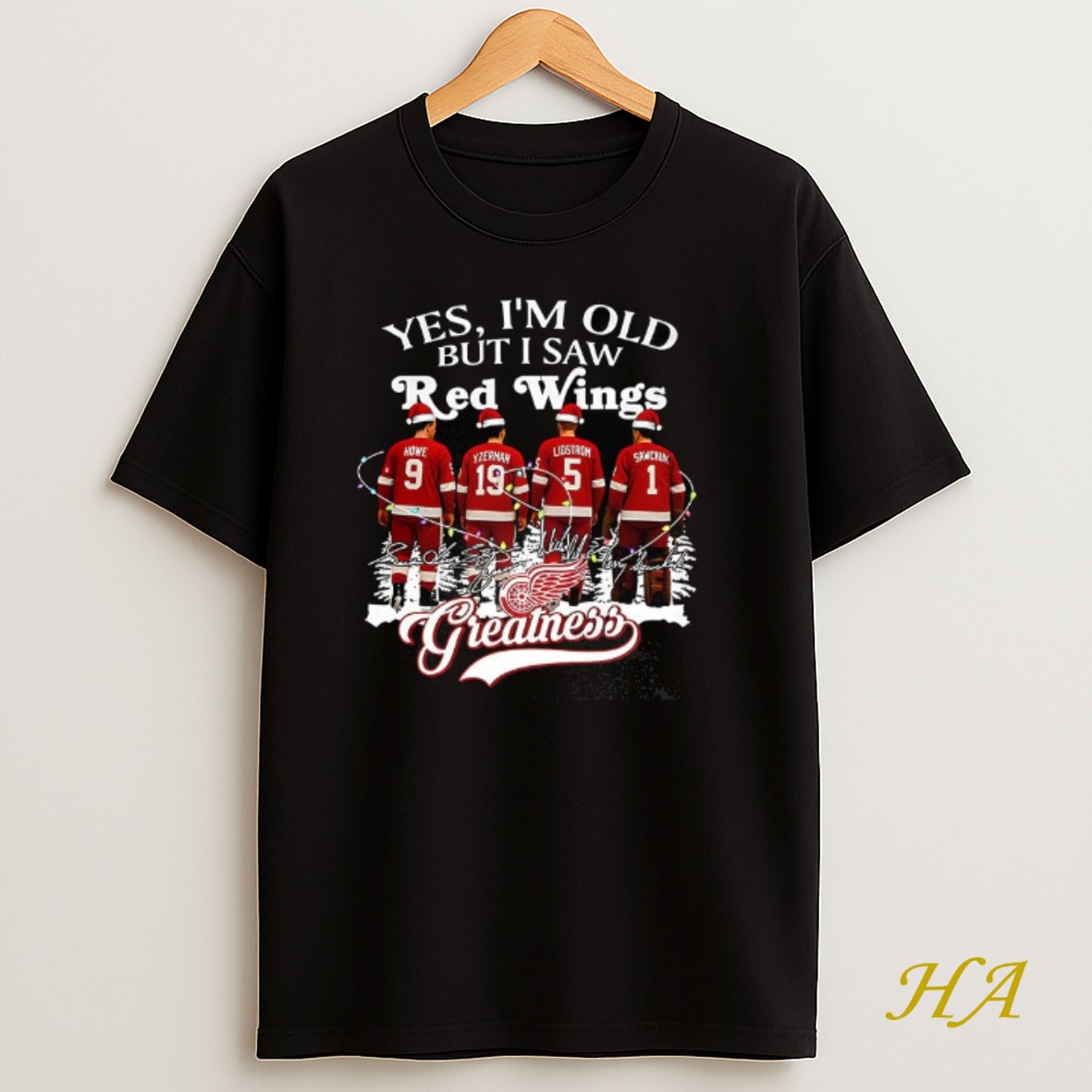 Official Yes Im Old But I Saw Detroit Red Wings Greatness Super Bowl Champs Christmas T Shirt