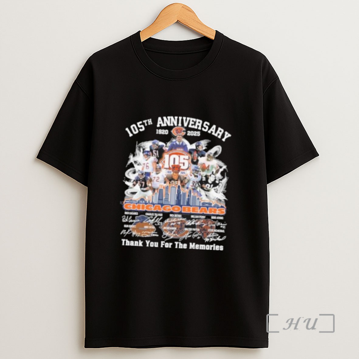 Officials 105th Anniversary 1920 2025 Chicago Bears Thank You For The Memories Sweatshirt Tee Shirt