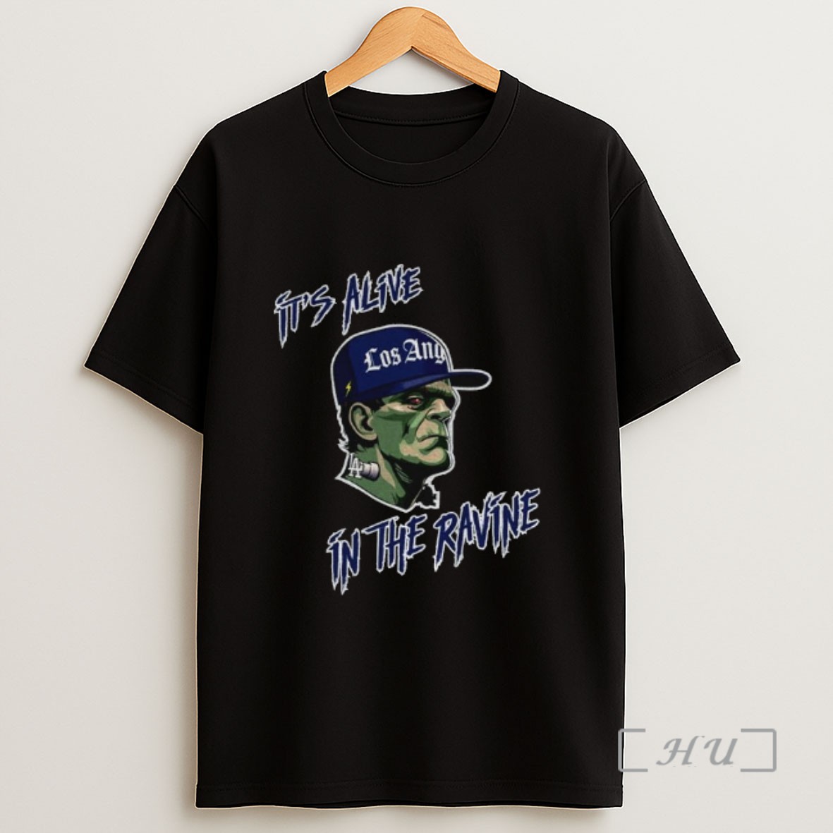 Officials Its Alive In The Ravine Los Angeles Dodgers Frankenstein Sweatshirt Tee Shirt