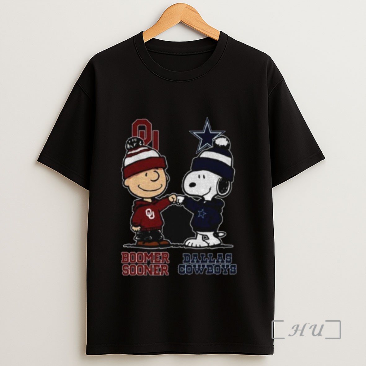 Officials Oklahoma Sooners Dallas Cowboys Snoopy And Charlie Brown Sweatshirt Tee Shirt