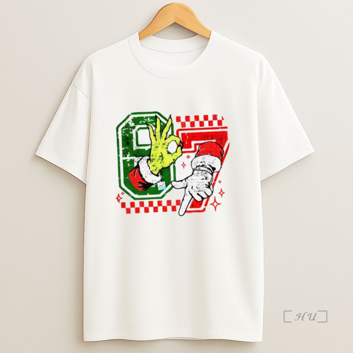 Officials Trendy Christmas Meme Viral Six Seven 6 7 Christmas Sweatshirt Tee Shirt