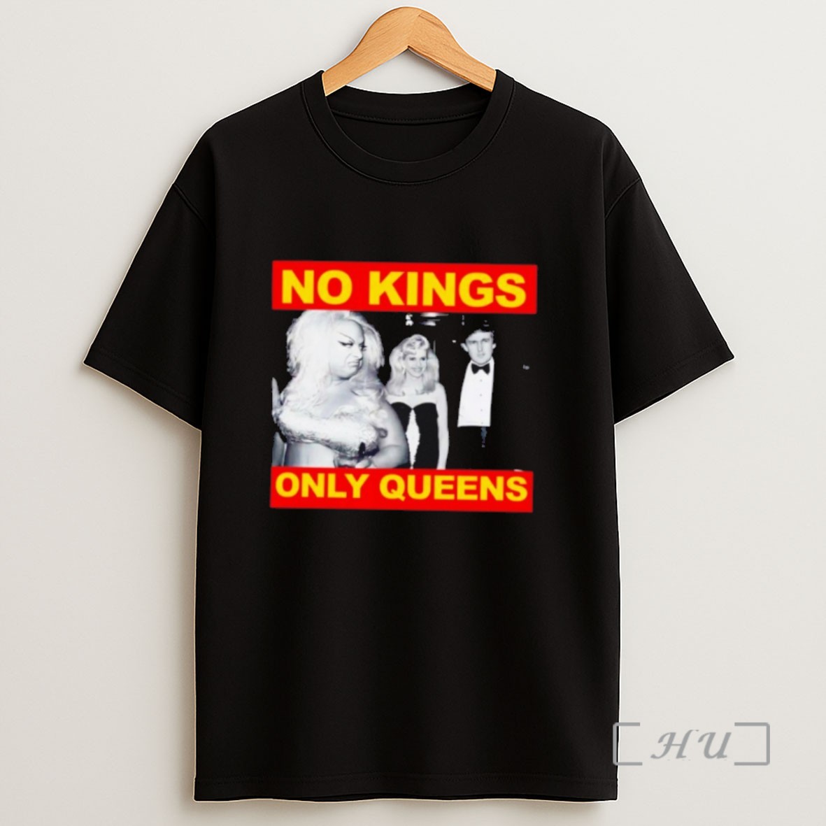Officials Trump No Kings Only Queens Sweatshirt Tee Shirt