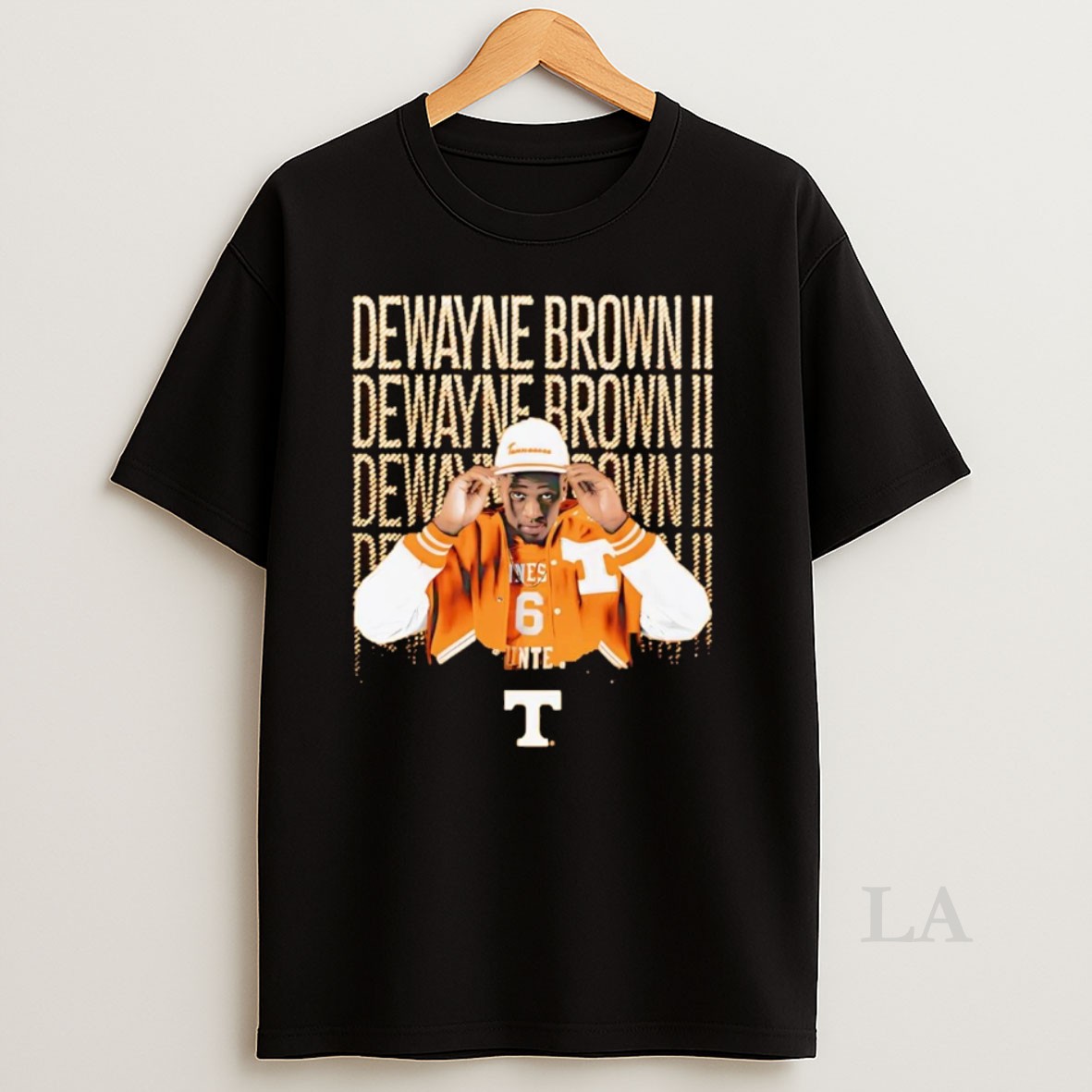Original Dewayne Brown Ii Illustrated Tennessee Volunteers Shirt