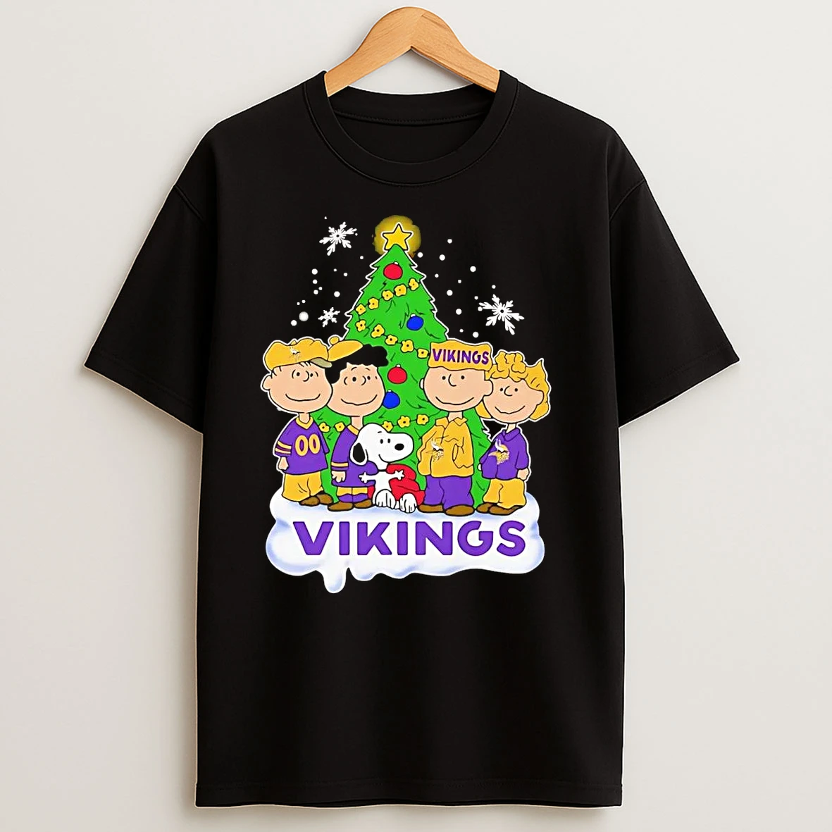 Peanuts Minnesota Vikings Under Christmas Tree T Shirts