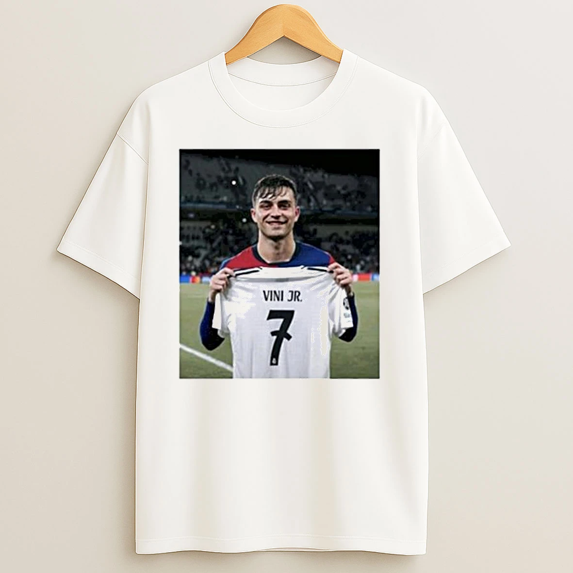 Pedri Pulling Vini Jr 7 Ornaments T Shirts