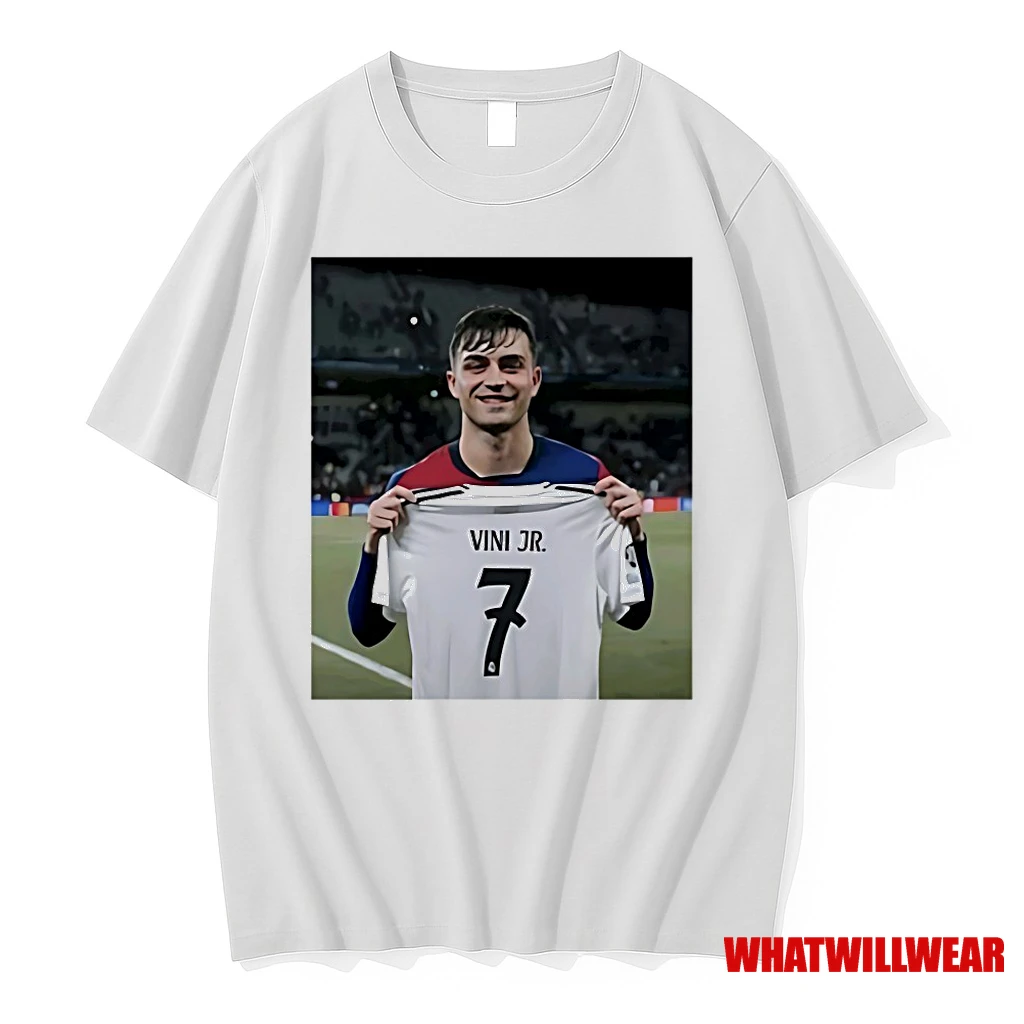 Pedri Pulling Vinicius Junior 7 Shirts