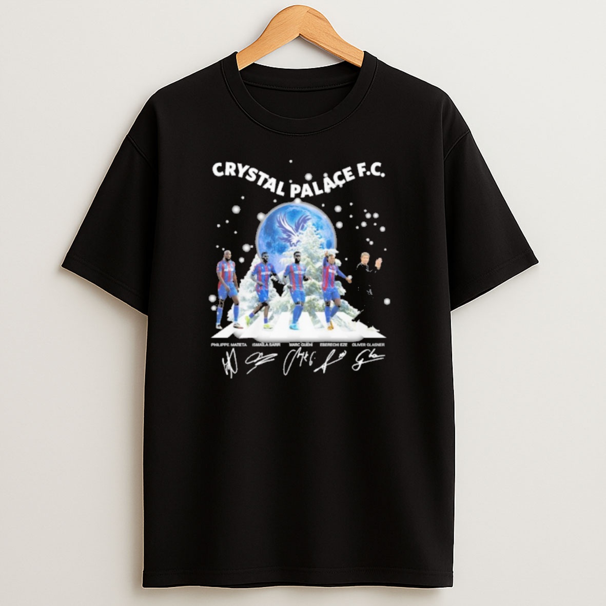 Premium Crystal Palace Fc Abbey Road Christmas 2025 Sweatshirt Tee