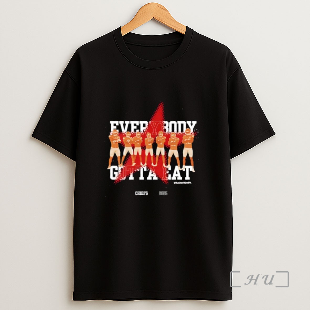 Premium Kansas City Chiefs Football Team And Player Everybody Gotta Eat Sweatshirt Tee Shirt