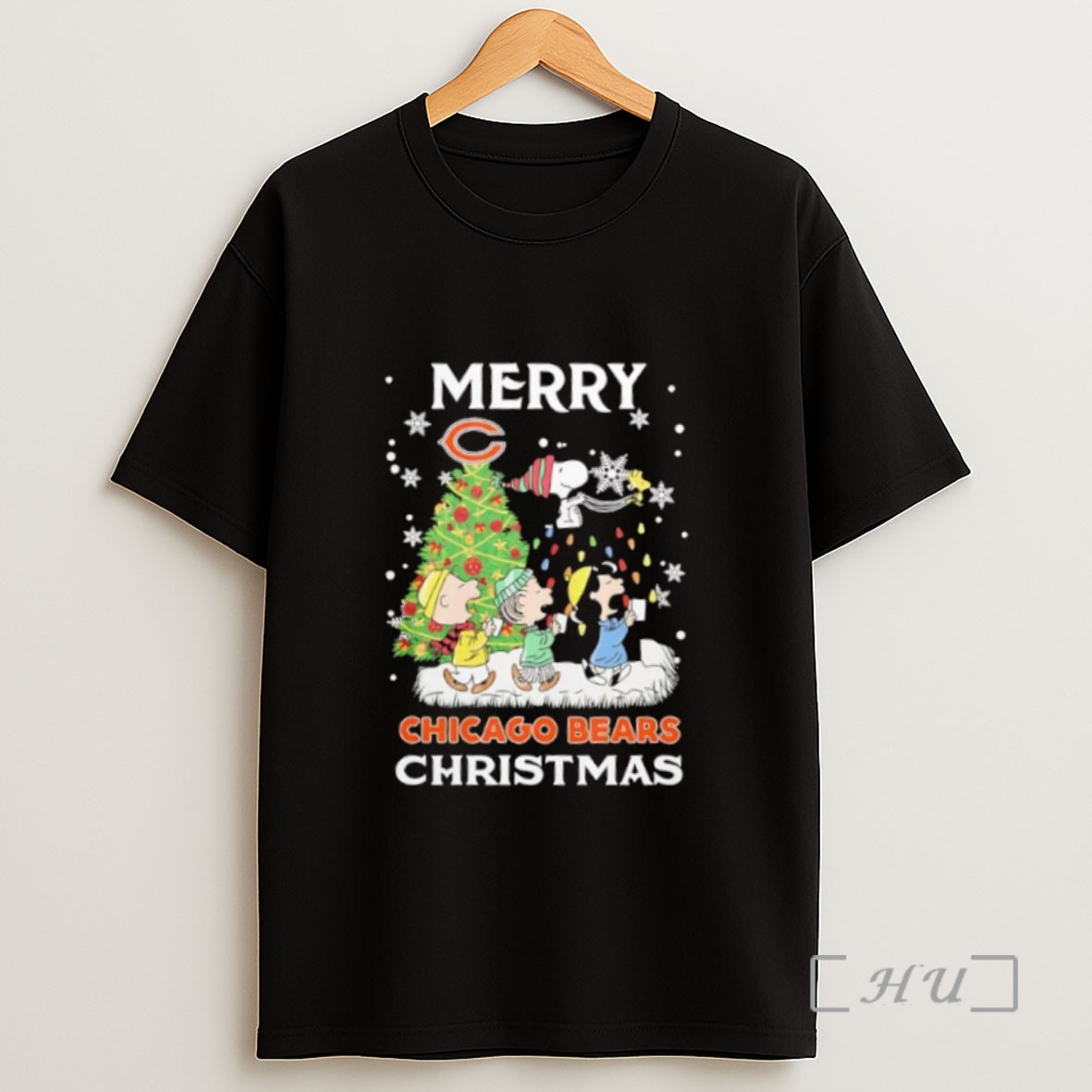 Premium Merry Chicago Bears Christmas With Peanuts Characters Sweatshirt Tee Shirt