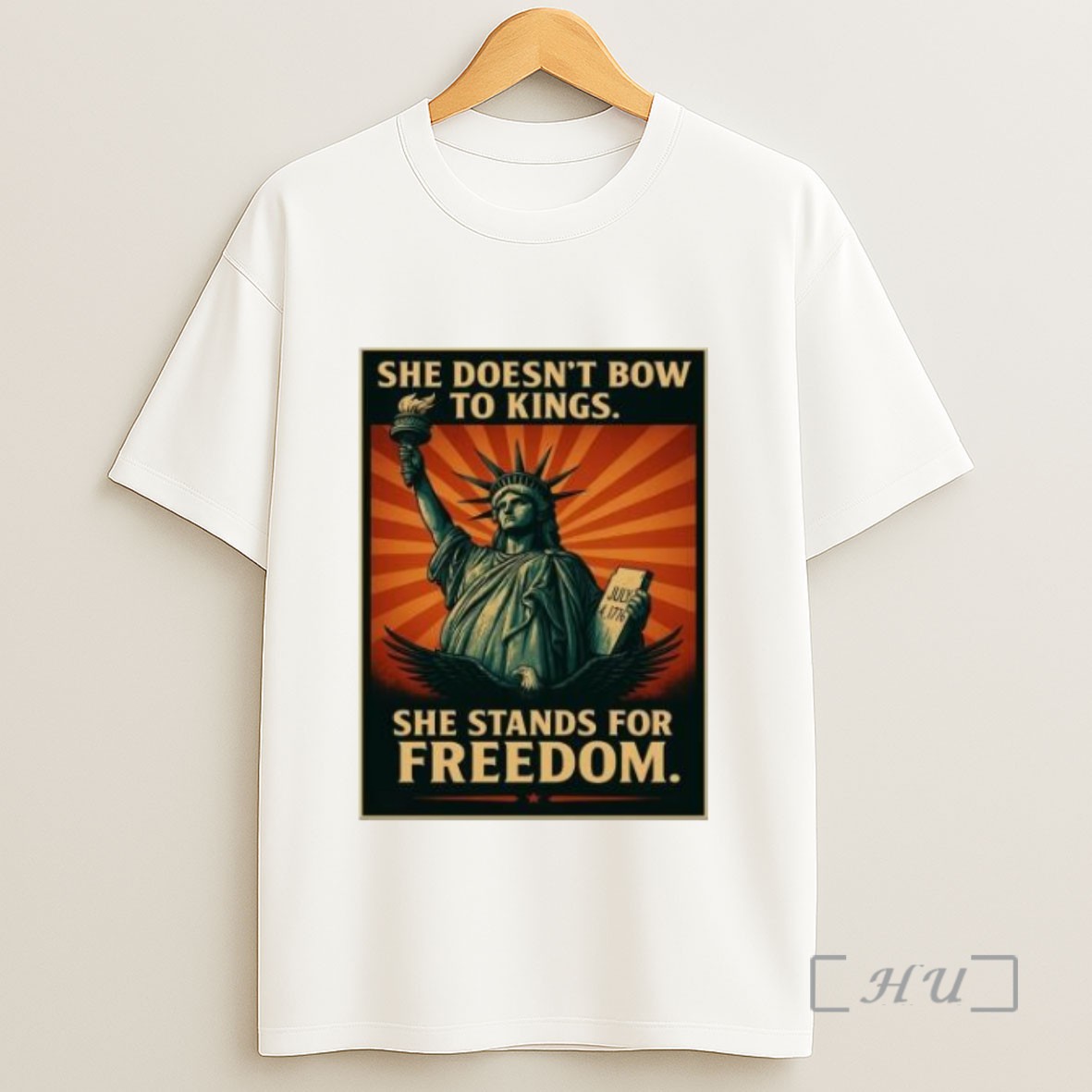 Premium Statue Of Liberty She Doesnt Bow To Kings She Stands For Freedom Sweatshirt Tee Shirt