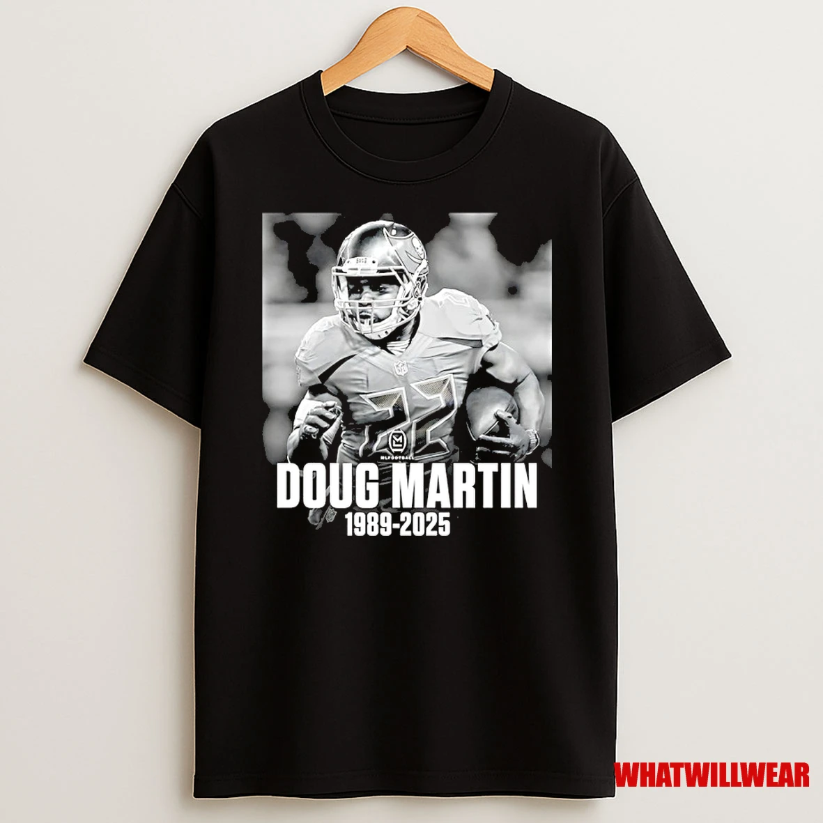 Rest In Peace Buccaneers Superstar Running Back Doug Martin 1989 2025 Shirts