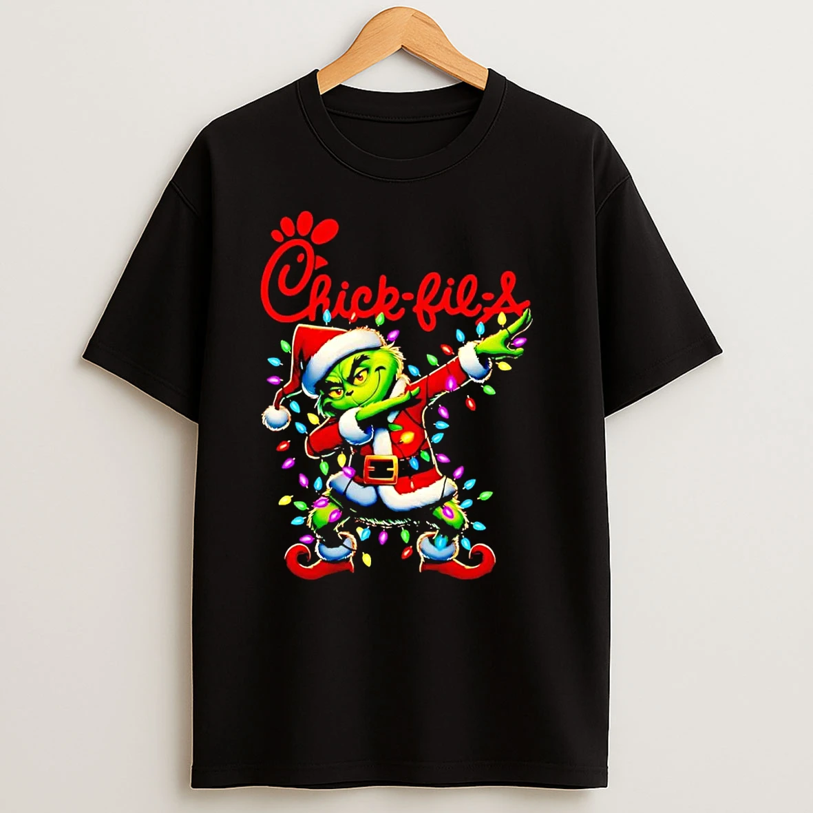 Santa Grinch Dabbing Chick Fil A Christmas Light T Shirts