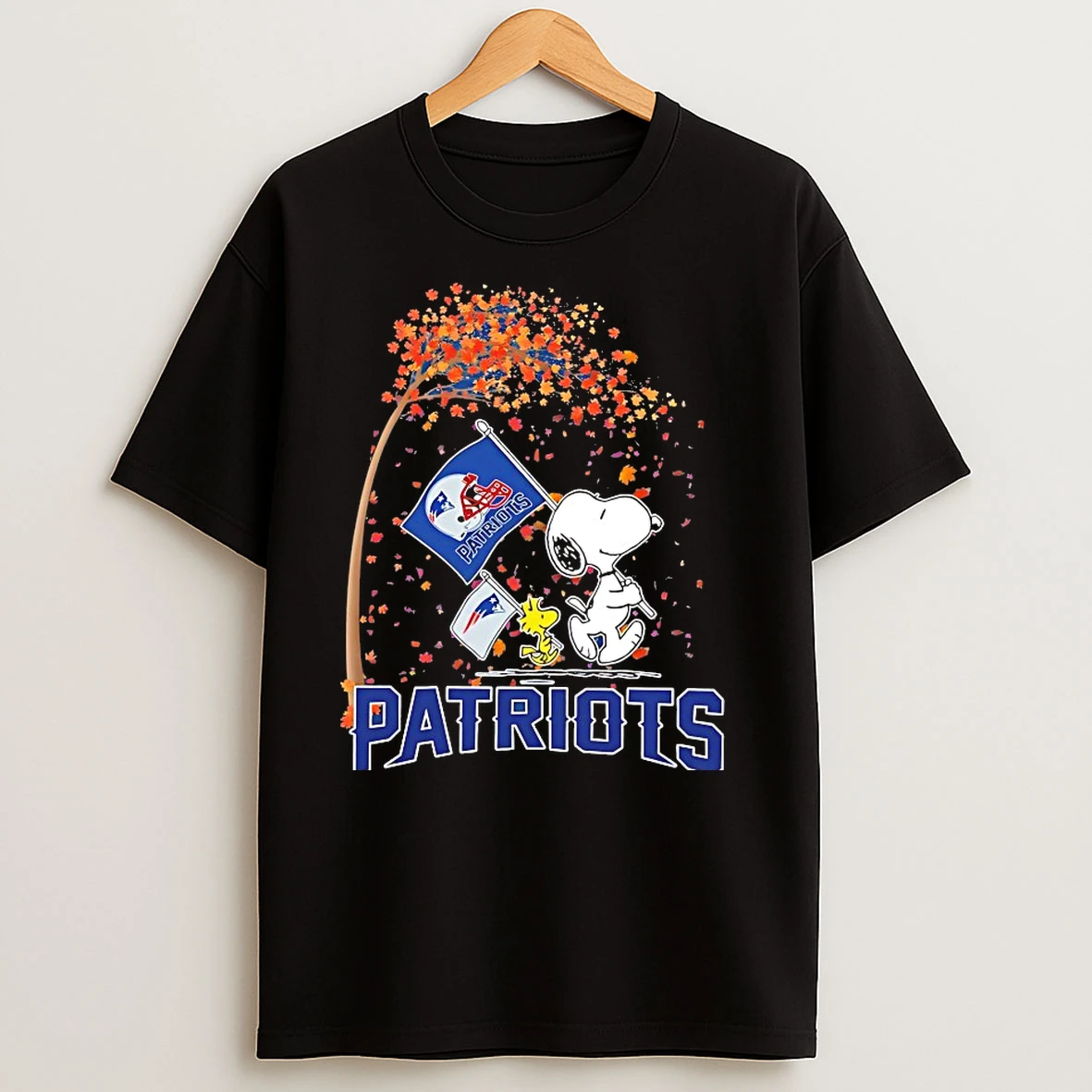 Snoopy And Woodstock New England Patriots Autumn Flag T Shirts