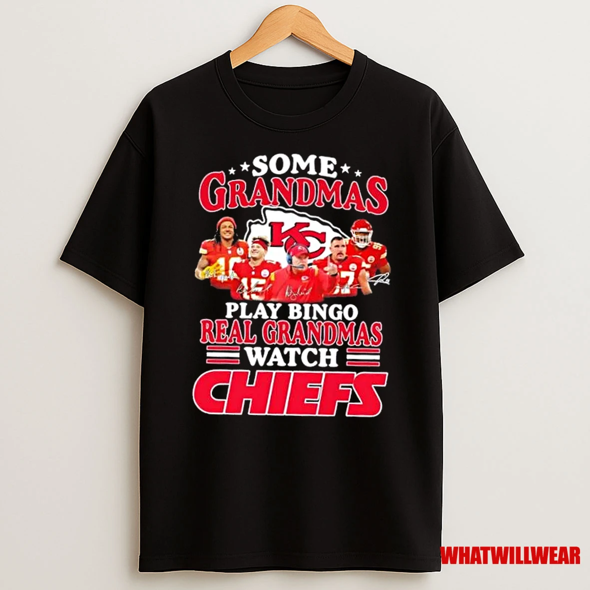 Some Grandmas Play Bingo Real Grandmas Watch Coach Andy Reid And Players Kansas City Chiefs Shirts