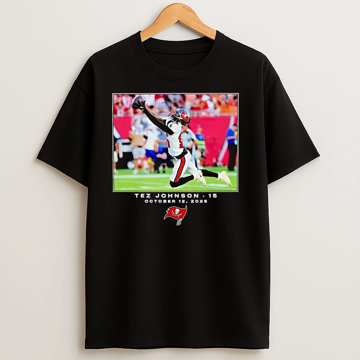 Tampa Bay Buccaneers Tez Johnson 2025 Nfl Flash Features Week 6 Ornaments T Shirts