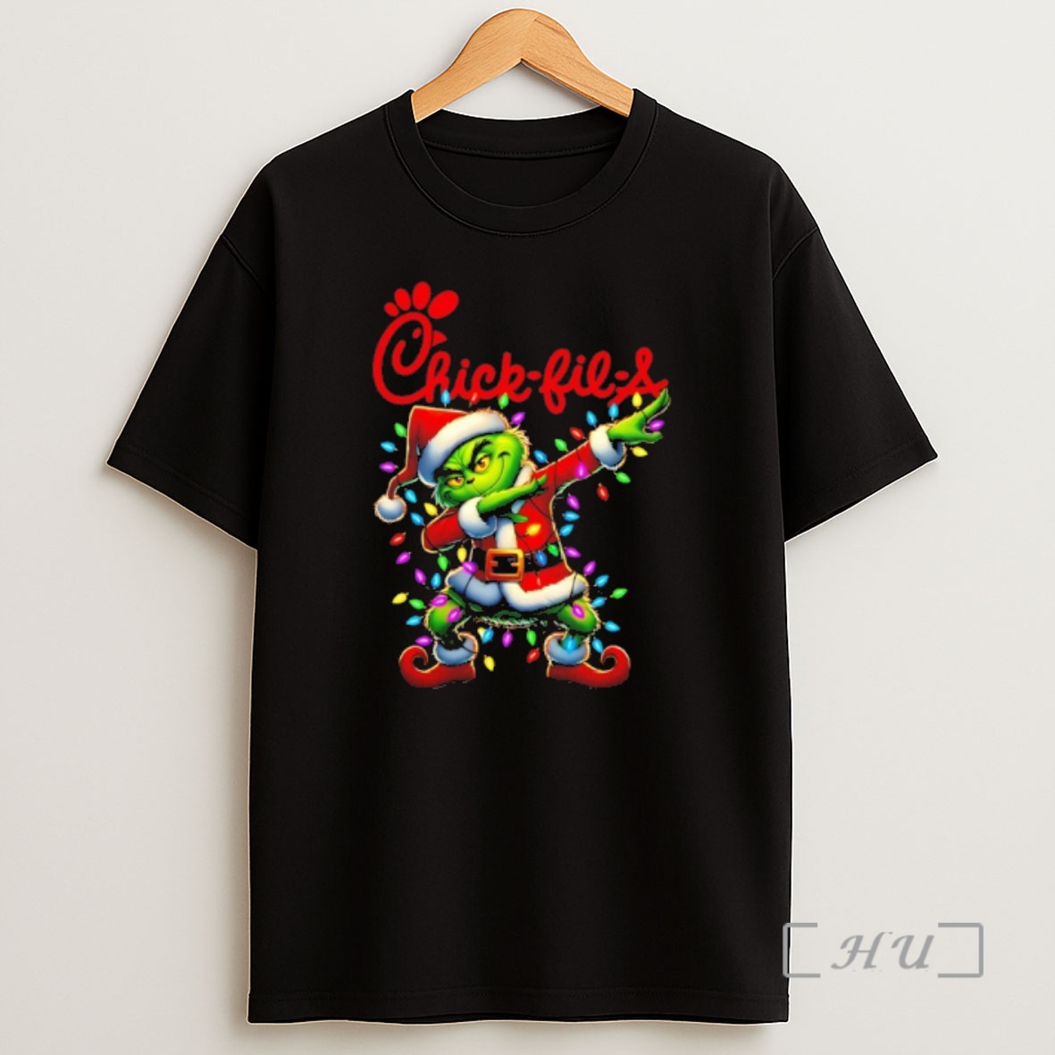 Trending Chick Fil A X Grinch Dabbing Christmas 2025 Premium Shirt Sweatshirt Tee