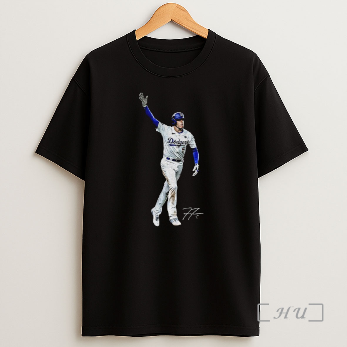 Trending Freddie Freeman Posing Los Angeles Dodgers Walk Off Baseball Mlb Signature Premium Shirt Sweatshirt Tee