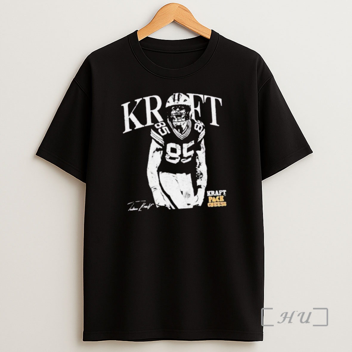 Trending Tucker Kraft Green Bay Packers Pack Cheese Signature Premium Shirt Sweatshirt Tee