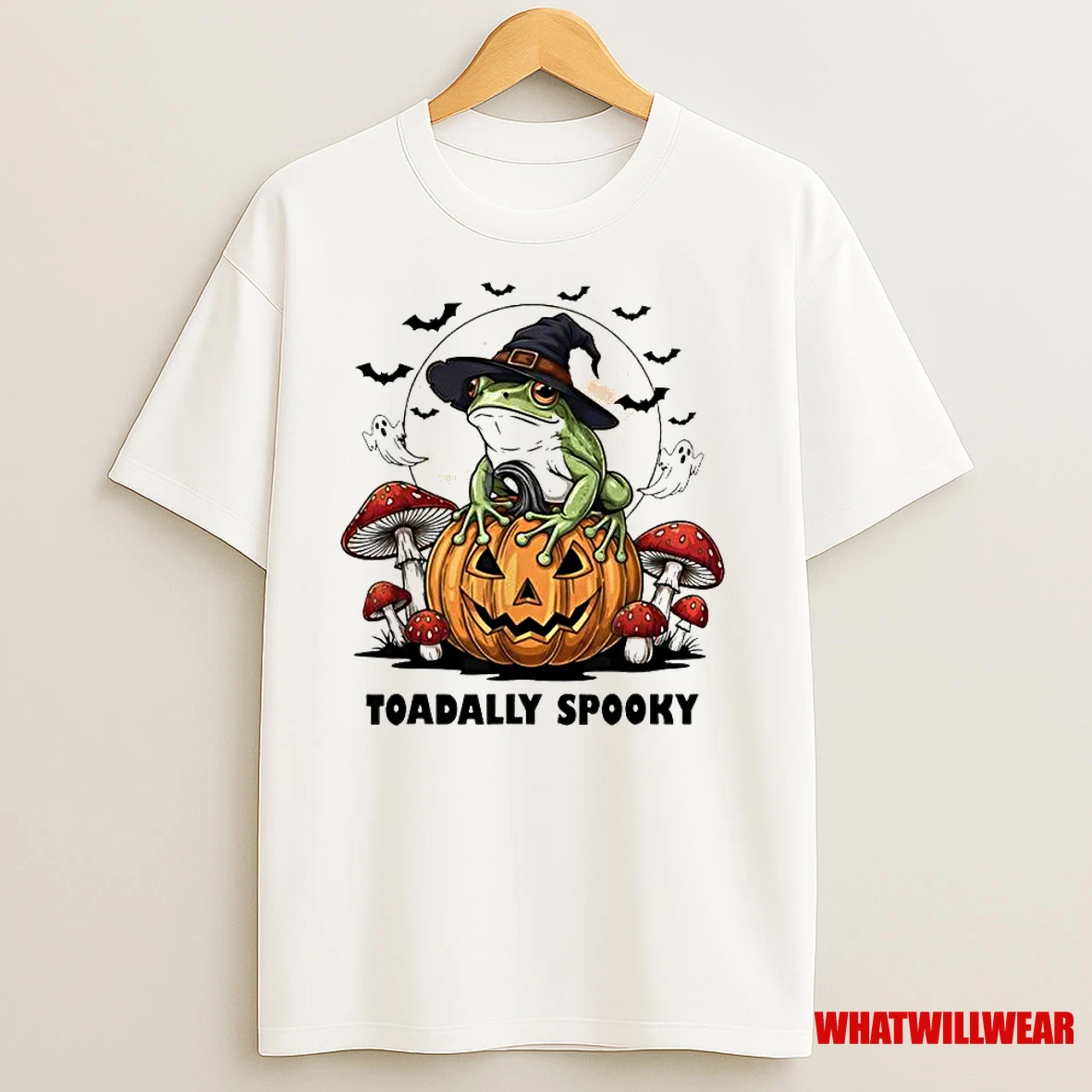 Toadally Spooky Halloween Frog On Pumpkin With Bats Classic Shirts