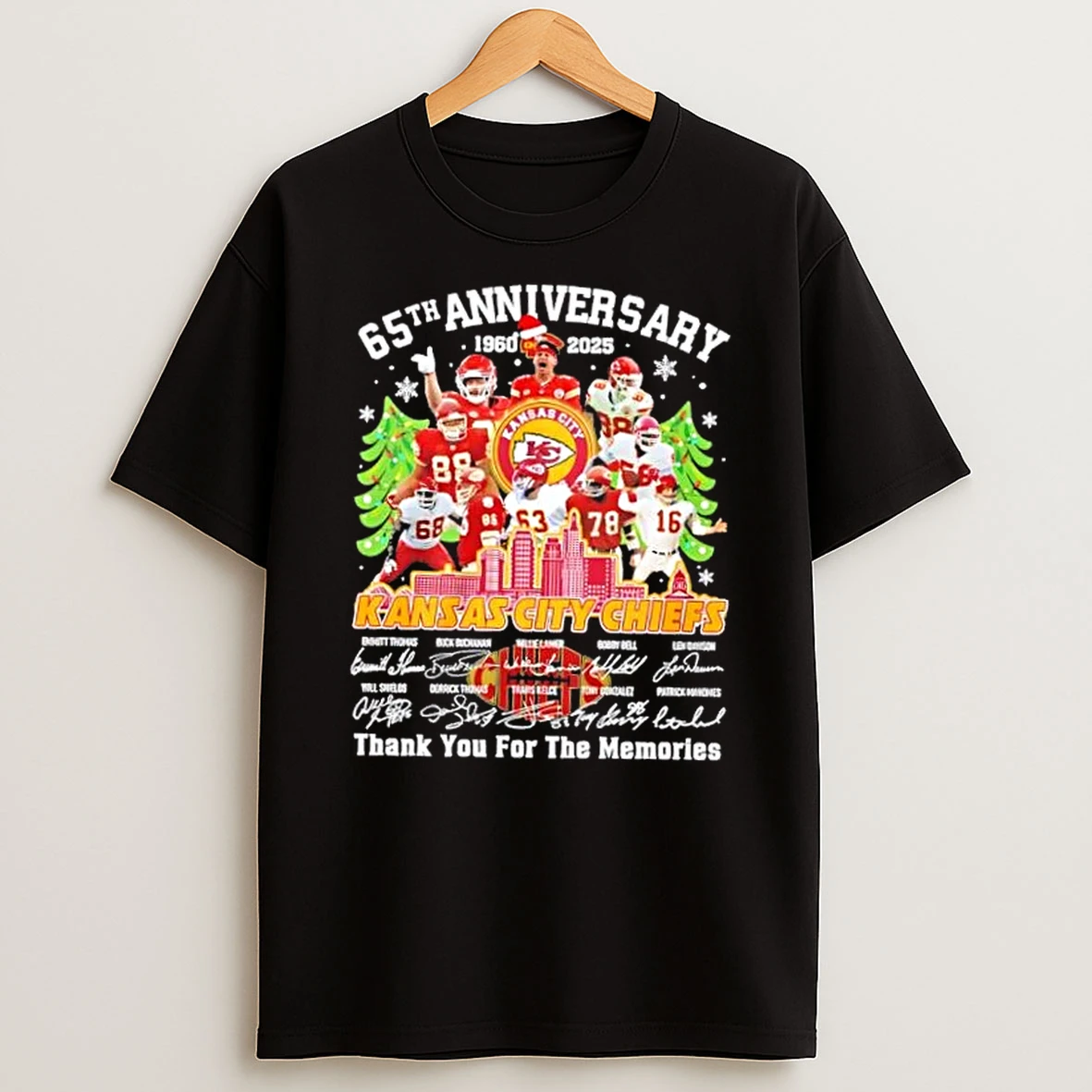65th Anniversary Kansas City Chiefs Patrick Mahomes And Players Thank You For The Memories Signatures Shirts