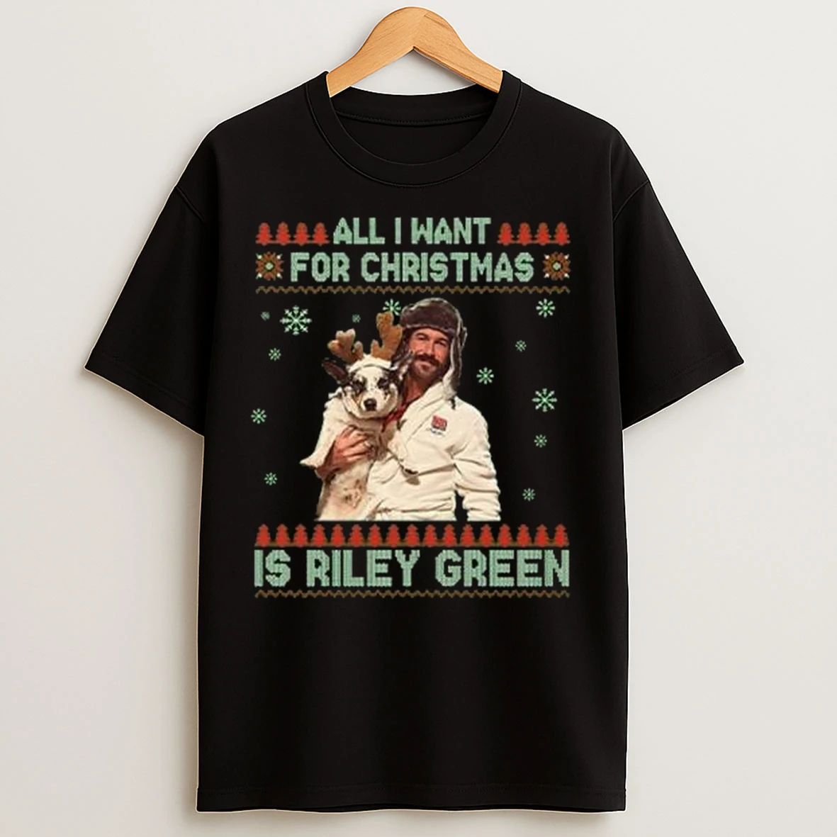 All I Want For Christmas Riley Green Circle Black T Shirts