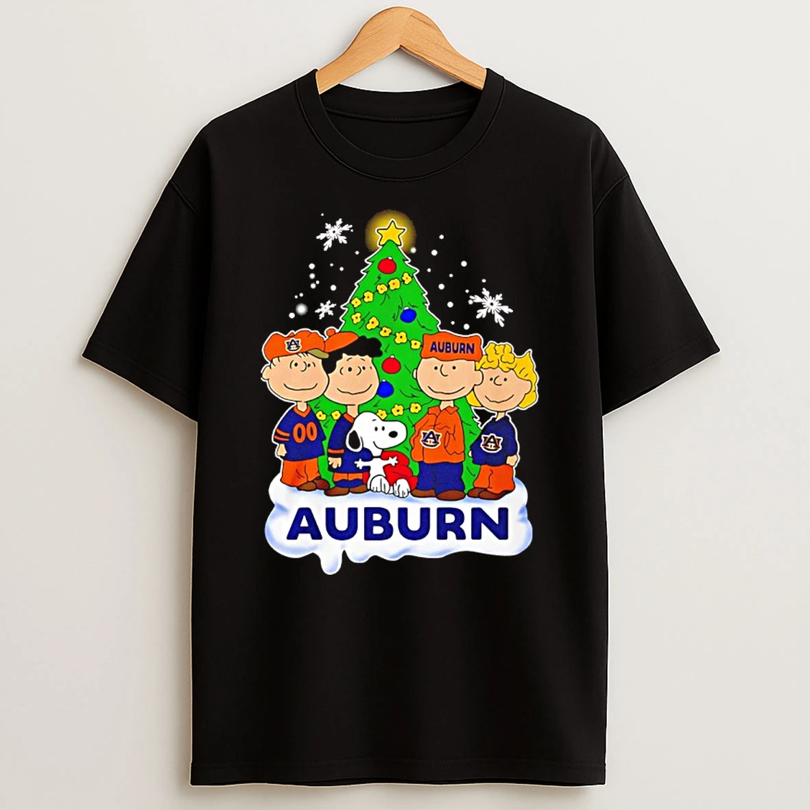 Auburn Tigers Snoopy And The Peanuts Christmas 2025 Shirts