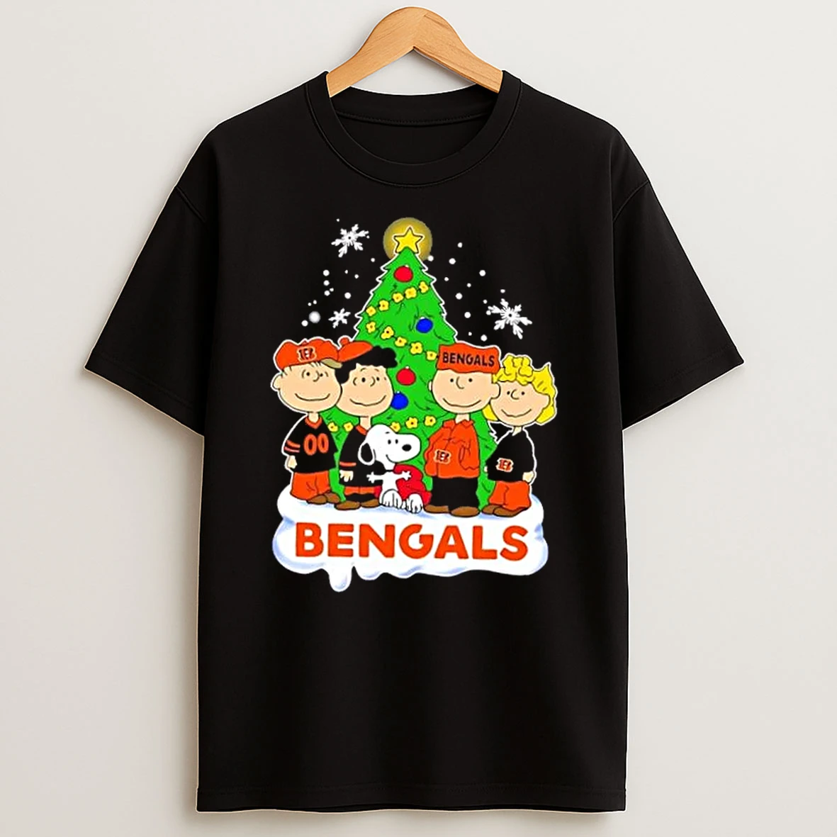 Cincinnati Bengals X Peanuts Snoopy And Friends Christmas Tree Shirts