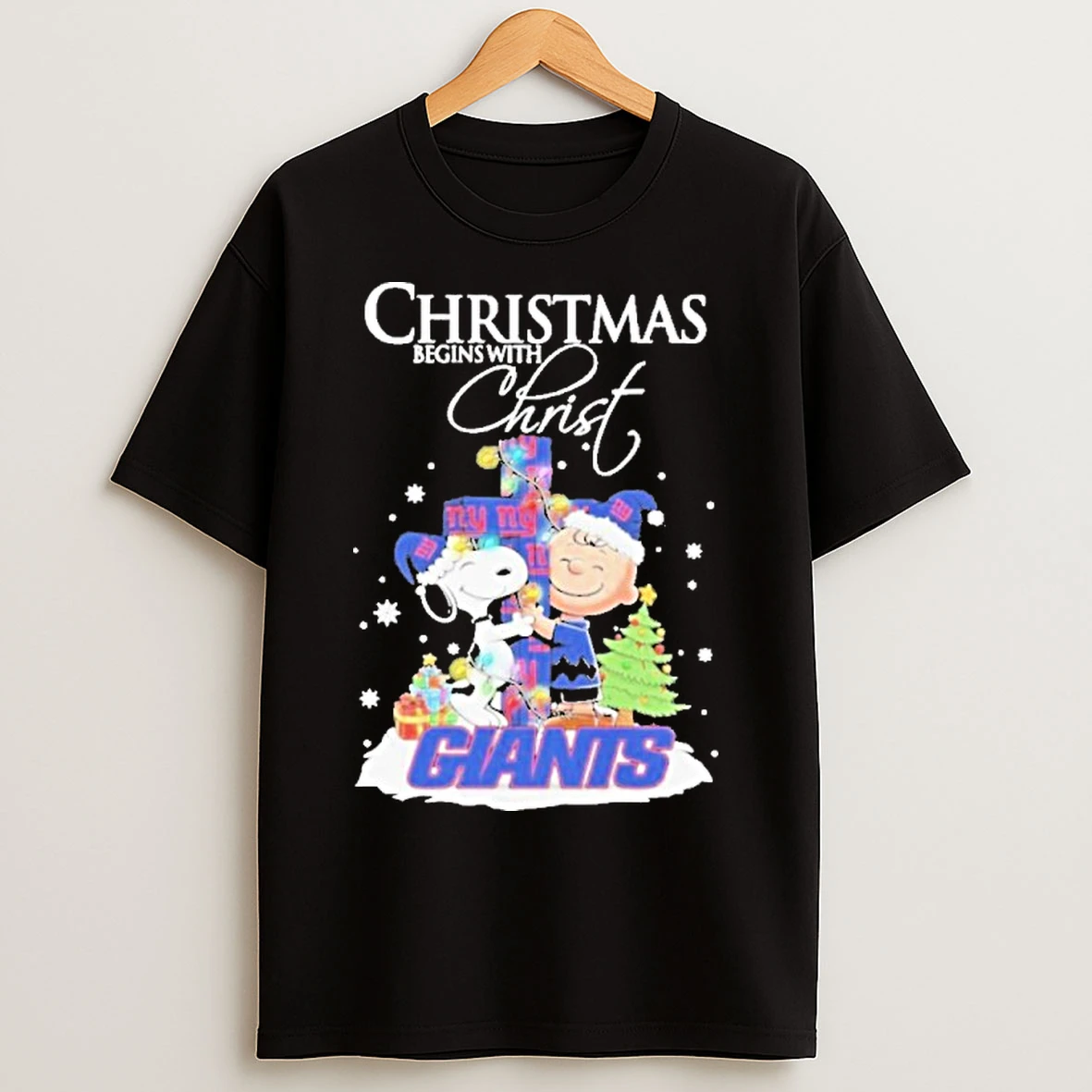 Classic 2025 Snoopy And Charlie Brown The Peanuts X New York Giants Merry Christmas Begins With Christ T Shirts