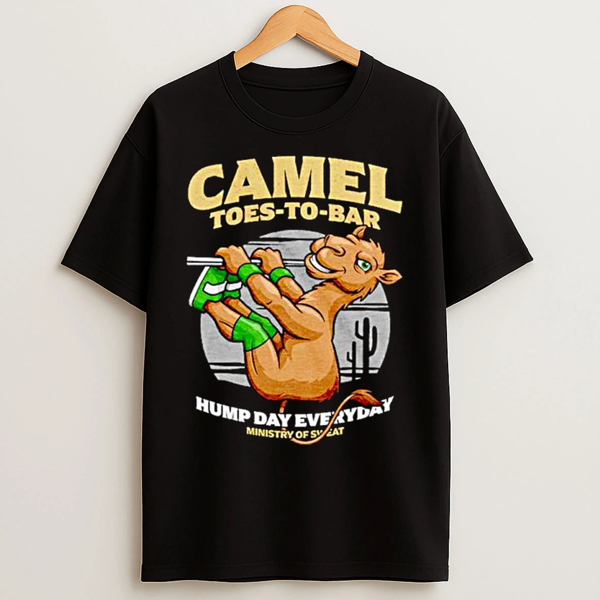Classic Camel Toes To Bar Hump Day Everyday Ornaments T Shirts