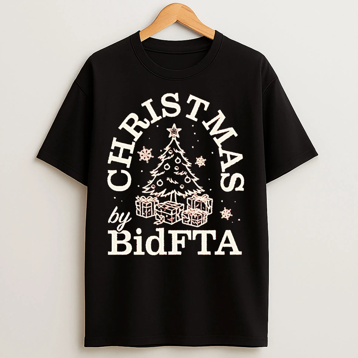 Classic Christmas By Bidfta T Shirts