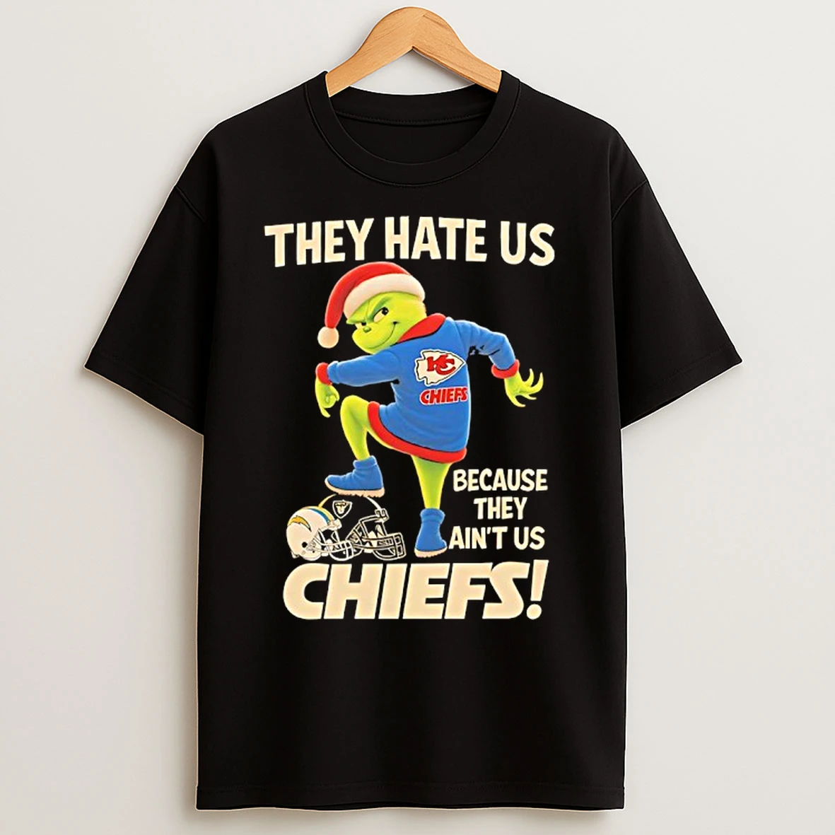 Classic Grinch Wearing Santa Hat They Hate Us Because They Aint Us Kansas City Chiefs T Shirts