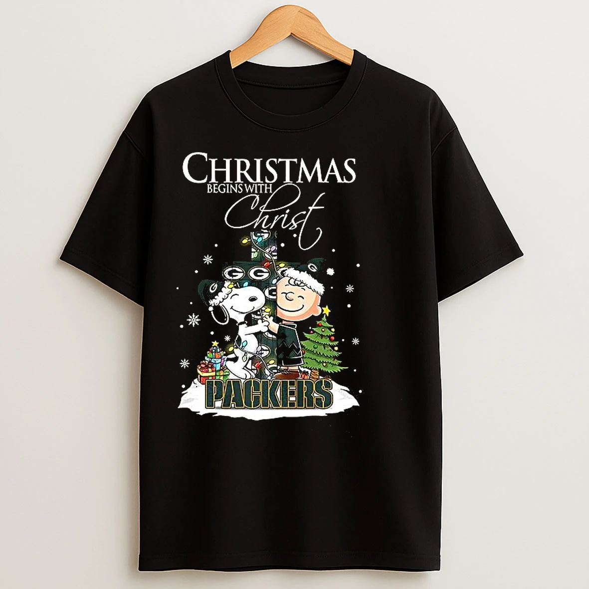 Classic Snoopy And Charlie Brown X Green Bay Packers Christmas Begins With Christ Cross T Shirts