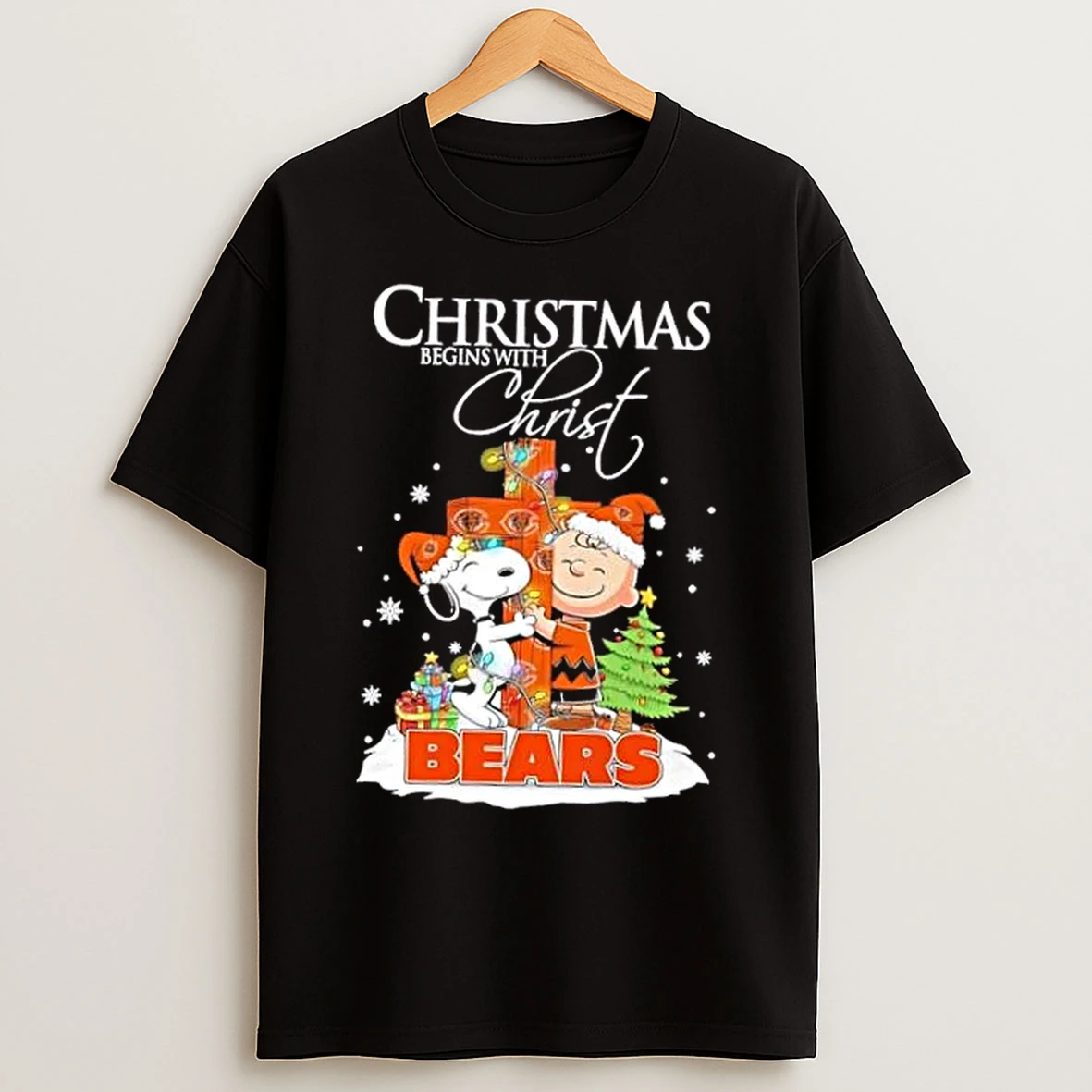 Classic Snoopy And Charlie Brown X Chicago Bears Christmas Begins With Christ T Shirts