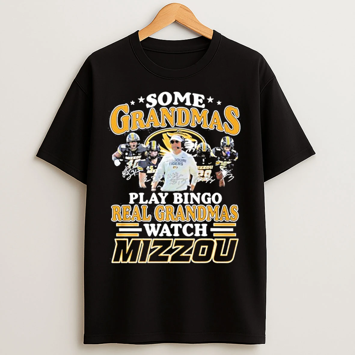 Classic Some Grandmas Play Bingo Real Grandmas Watch Mizzou Tigers T Shirts