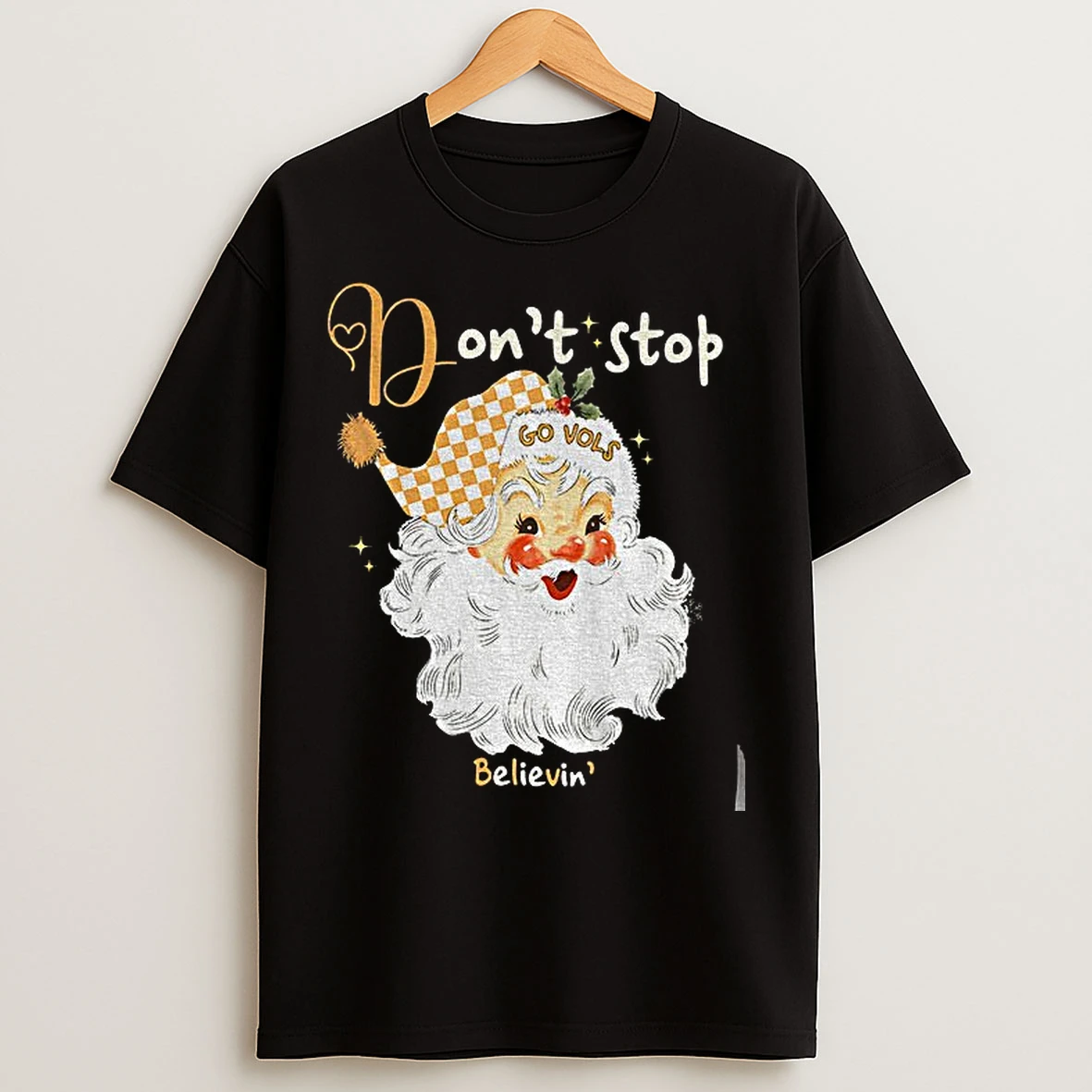 Classic Tennessee Volunteers Santa Claus Dont Stop Go Vols Believin Merry Christmas T Shirts