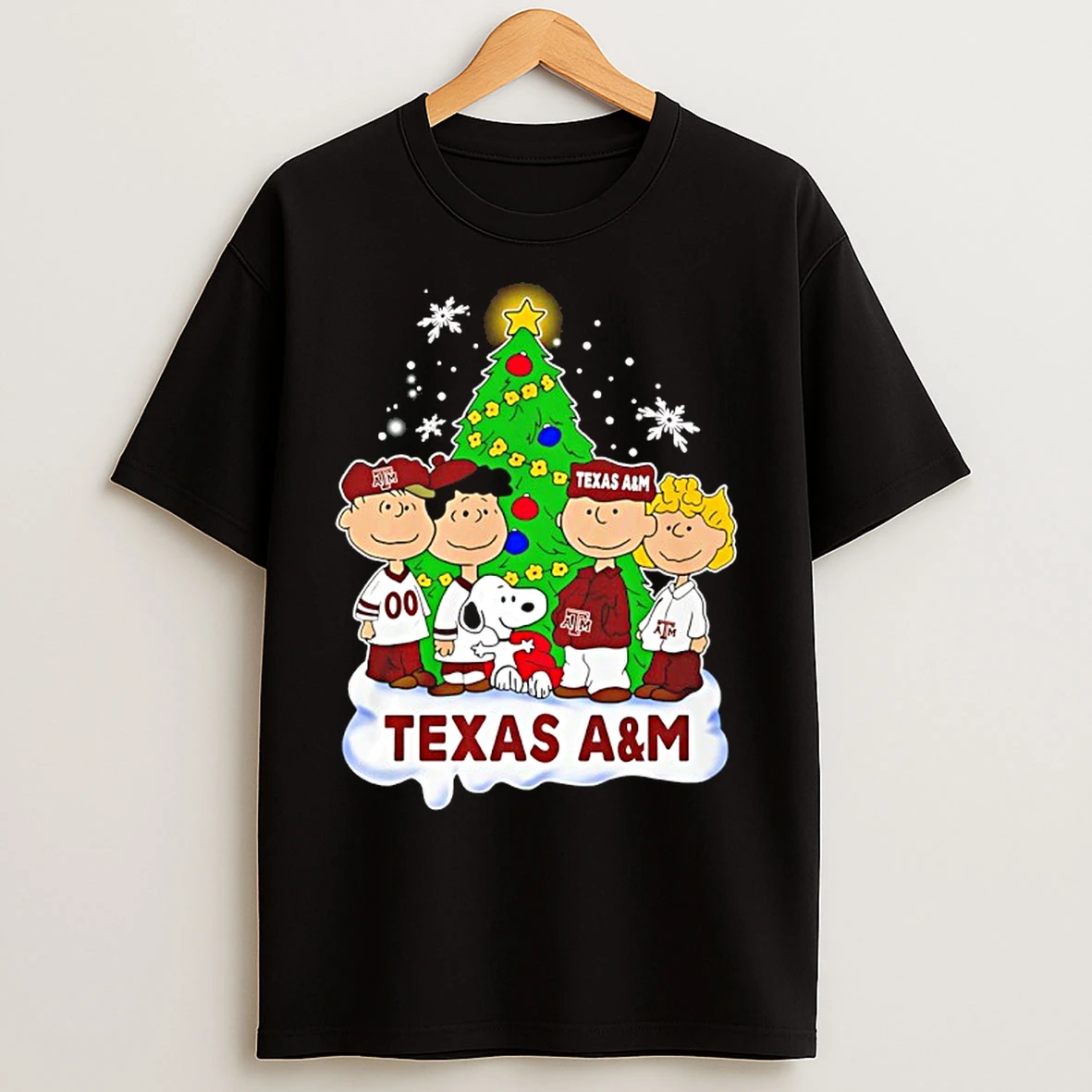 Classic Texas Am Aggies Snoopy And The Peanuts Christmas 2025 T Shirts