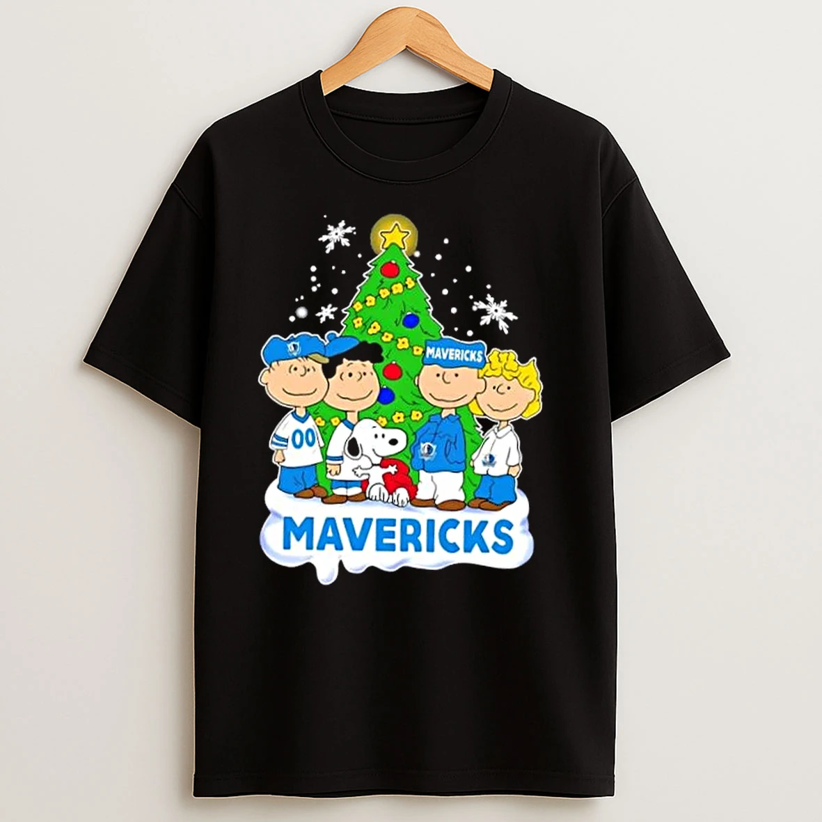 Dallas Mavericks X Peanuts Snoopy And Friends Christmas Tree T Shirts
