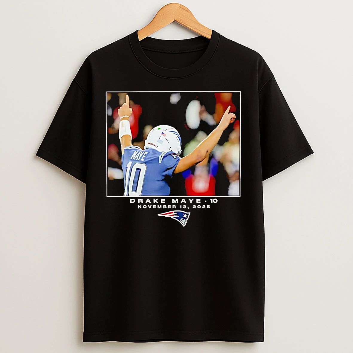 Drake Maye Flash Features Photo 2025 New England Patriots T Shirts